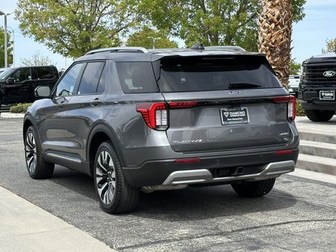 Used 2025 Ford Explorer Platinum w/ LUX Leather Package image 4