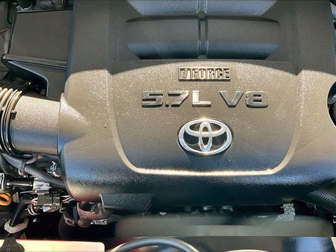 Certified 2021 Toyota Tundra Limited w/ Nightshade Special Edition AWD/4WD image 32