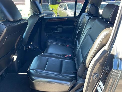 Used 2011 Nissan Armada SL image 3