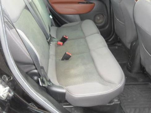 Used 2014 FIAT 500L Trekking w/ Popular Equipment Group image 11