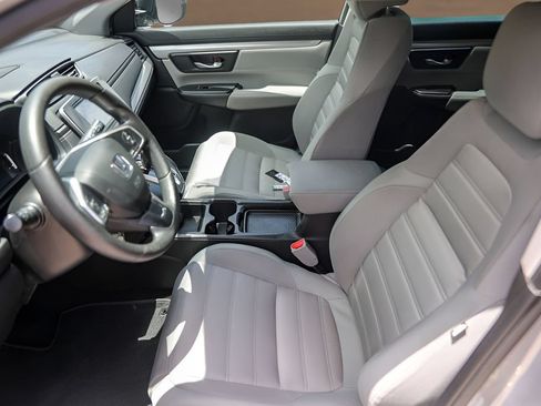 Used 2019 Honda CR-V LX image 9
