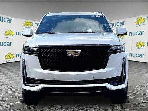 Used 2024 Cadillac Escalade Sport Platinum w/ Heavy-Duty Trailer Package AWD/4WD image 2