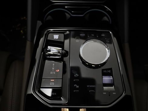 New 2026 BMW 530i xDrive w/ Executive Package AWD/4WD image 13