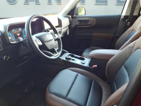 New 2026 Ford Bronco Sport Outer Banks w/ Sasquatch Outer Banks Package AWD/4WD image 11
