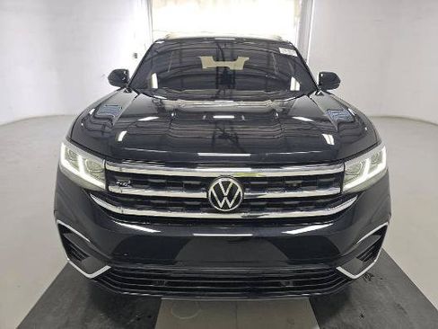 Used 2022 Volkswagen Atlas Cross Sport SEL R-Line AWD/4WD image 7