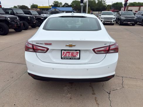 Used 2024 Chevrolet Malibu LT FWD image 5