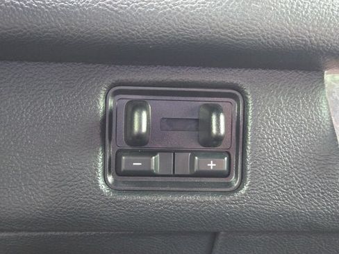 Used 2024 Lincoln Navigator Reserve AWD/4WD image 36