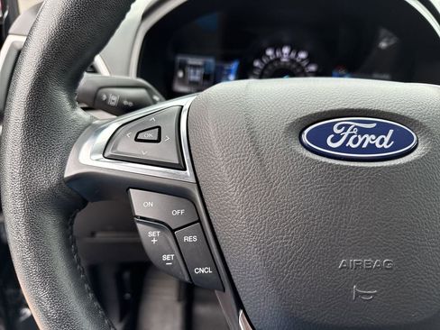 Used 2022 Ford Edge SEL w/ Sport Appearance Package AWD/4WD image 24