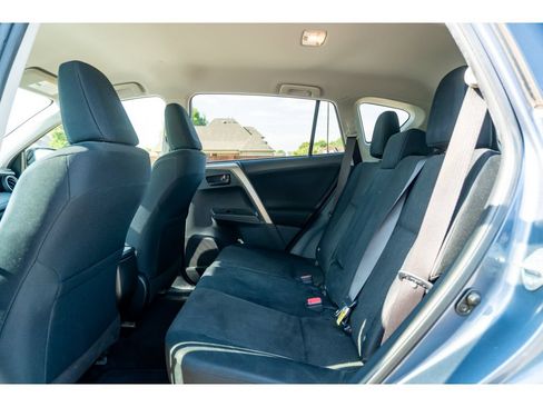 Used 2014 Toyota RAV4 LE AWD/4WD image 13