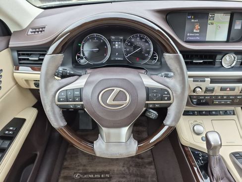 Used 2017 Lexus ES 350 FWD image 24