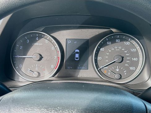 Used 2018 Hyundai Elantra SEL w/ Cargo Package image 11