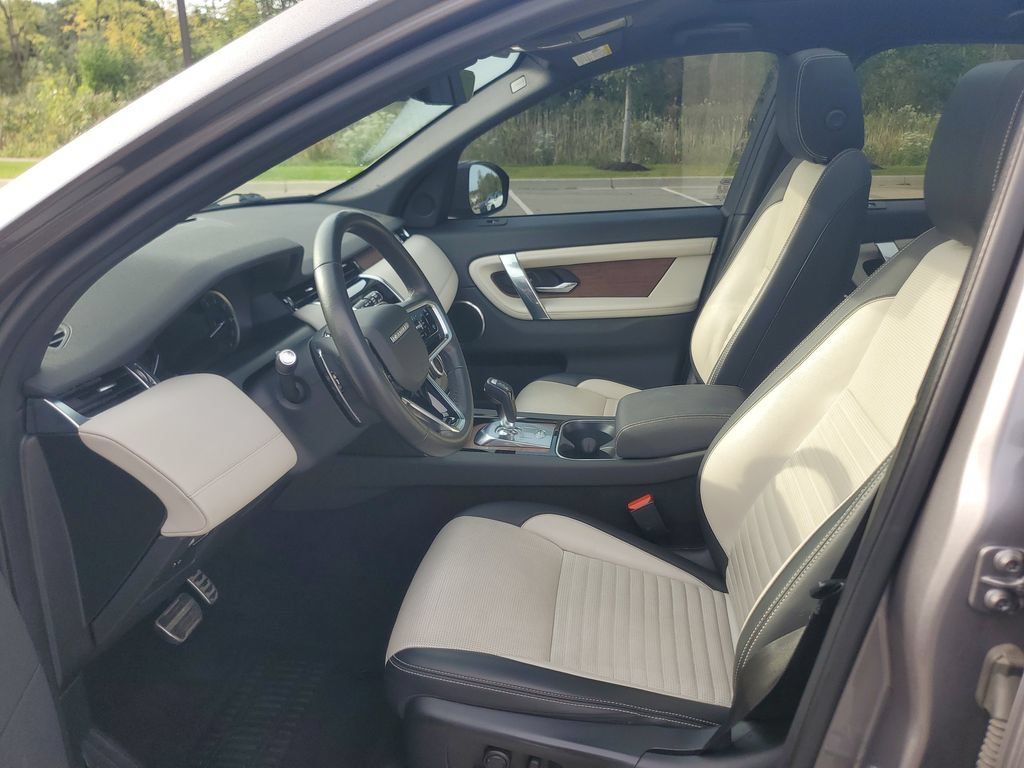 Used 2023 Land Rover Discovery Sport S R-Dynamic AWD/4WD image 13