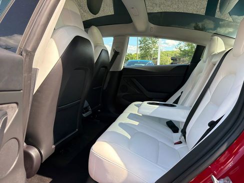 Used 2022 Tesla Model 3 Long Range AWD/4WD image 10