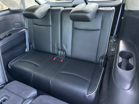 Used 2019 INFINITI QX60 Luxe w/ Essential Package AWD/4WD image 14