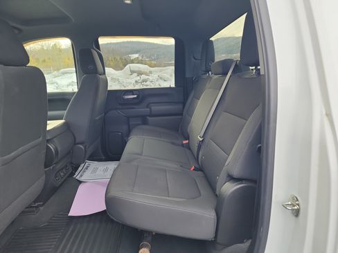 Used 2022 Chevrolet Silverado 2500 LT w/ Convenience Package image 25