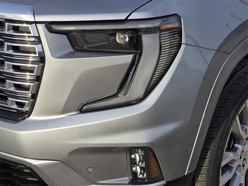 New 2026 GMC Acadia Denali image 5