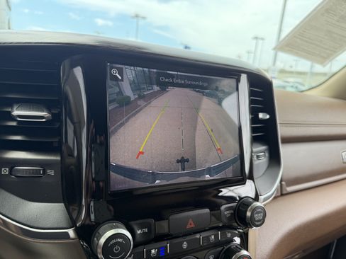 Used 2019 RAM 1500 Laramie RWD image 47