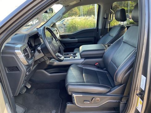Used 2021 Ford F150 Lariat RWD image 34
