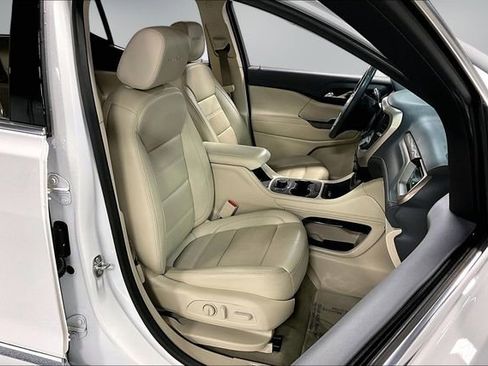 Used 2023 GMC Acadia Denali image 27