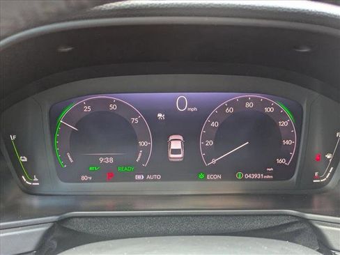 Used 2023 Honda Accord Sport image 9