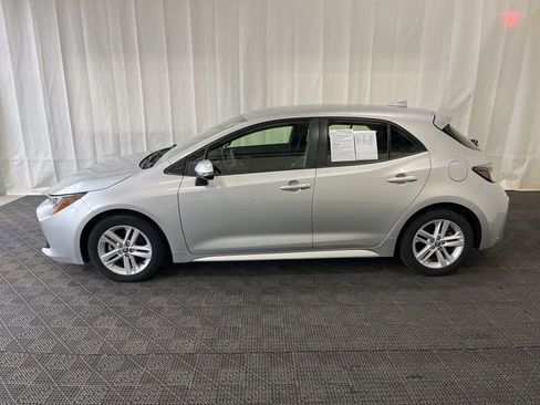 Used 2021 Toyota Corolla SE w/ SE Preferred Package FWD image 28