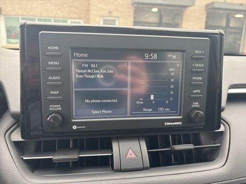 Used 2020 Toyota RAV4 XLE image 27