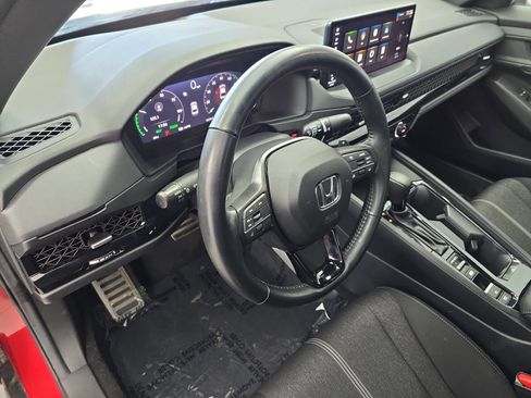 Used 2024 Honda Accord Sport image 15