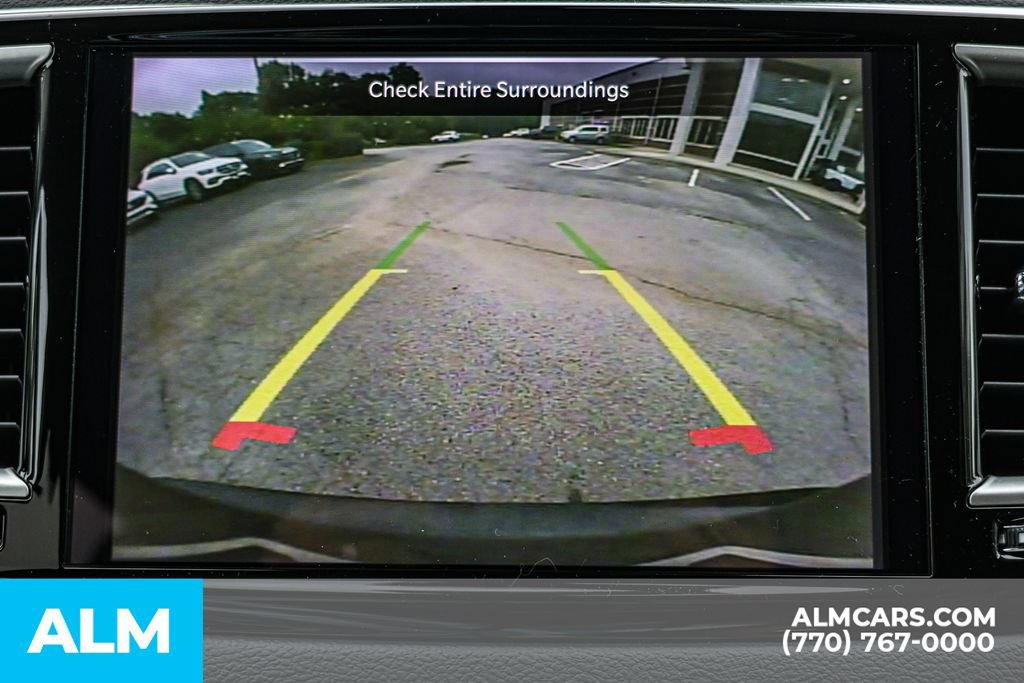 Used 2023 Chrysler Pacifica Touring-L FWD image 37