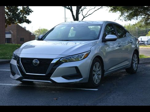 Used 2021 Nissan Sentra S image 1