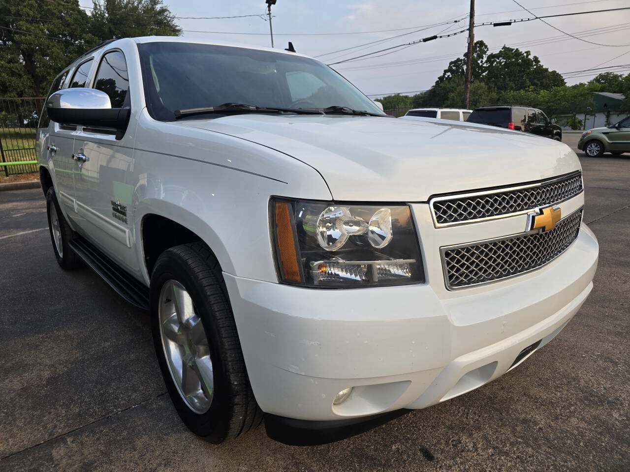Used 2012 Chevrolet Tahoe LT w/ Texas Edition RWD image 3