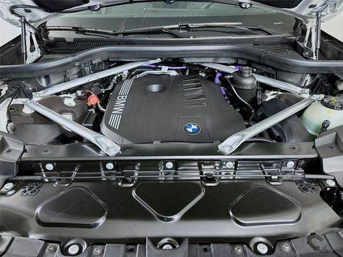 New 2026 BMW X7 xDrive40i w/ M Sport Package image 32