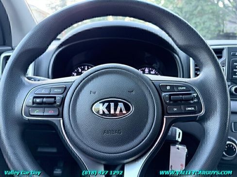 Used 2017 Kia Sportage LX FWD image 16