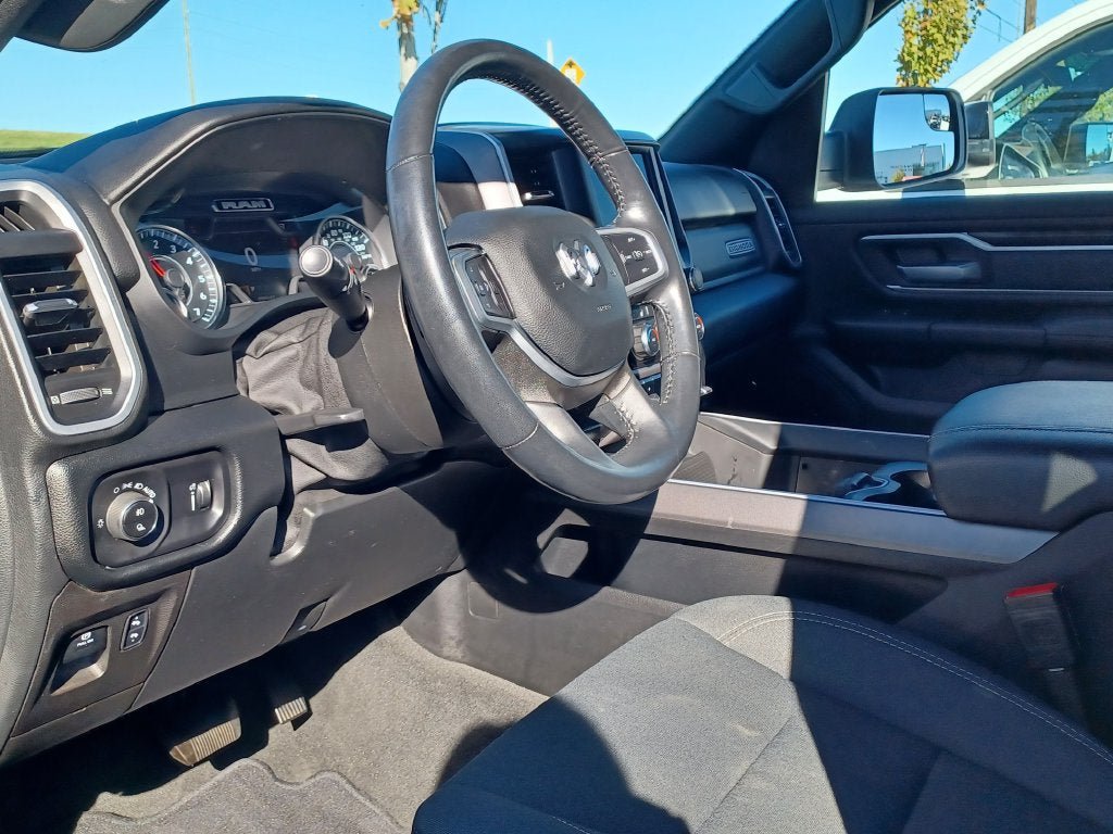 Used 2022 RAM 1500 Big Horn AWD/4WD image 11