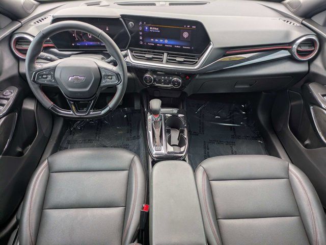 Used 2025 Chevrolet Trax RS w/ Driver Confidence Package FWD image 15
