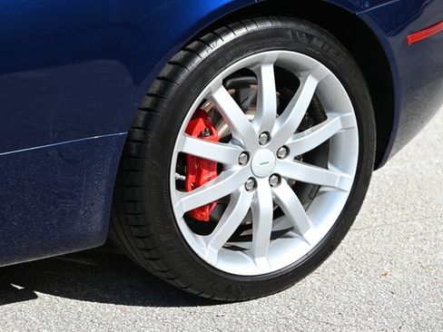 Used 2005 Aston Martin DB9 Coupe RWD image 10