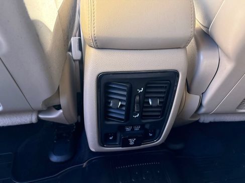 Used 2014 Jeep Grand Cherokee Limited RWD image 18