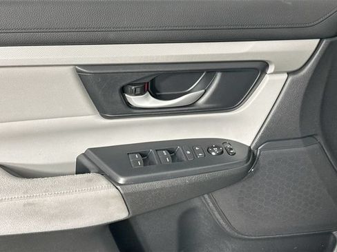 Used 2017 Honda CR-V LX image 20