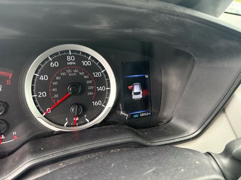 Used 2022 Toyota Corolla Cross L FWD image 9