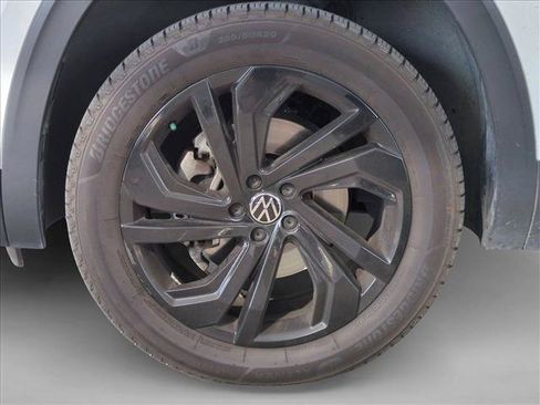 Used 2020 Volkswagen Atlas Cross Sport SEL AWD/4WD image 13