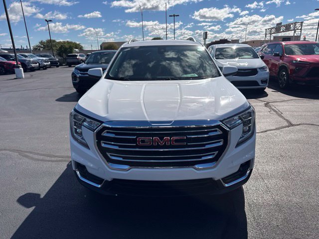 Used 2024 GMC Terrain SLT FWD image 10