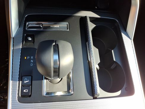 New 2025 MAZDA CX-90 Plug-In Hybrid w/ Premium Plus image 15