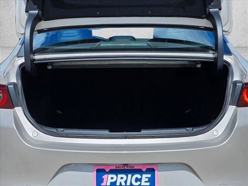 Used 2024 MAZDA MAZDA3 s FWD image 7