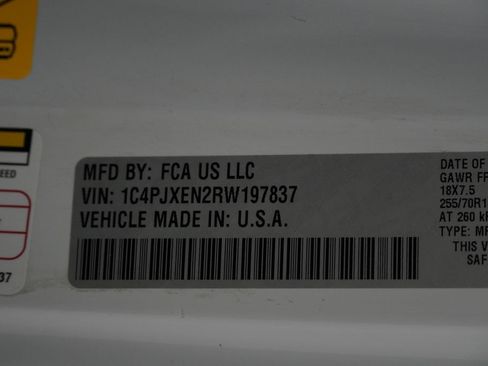 Used 2024 Jeep Wrangler Unlimited Sahara w/ Technology Group AWD/4WD image 50