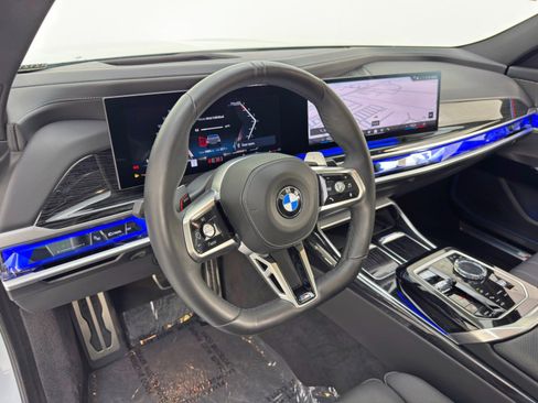 Used 2024 BMW 760i xDrive w/ Premium Package 2 image 14