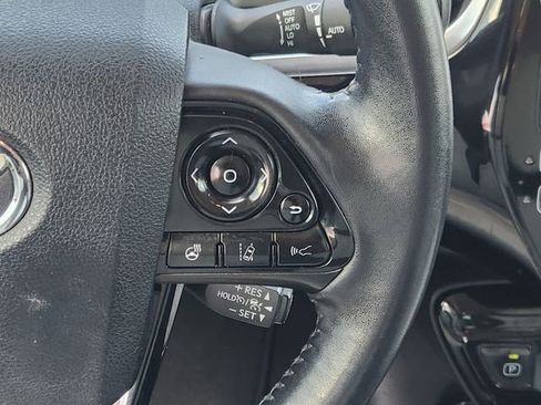 Used 2019 Toyota Prius Limited FWD image 30