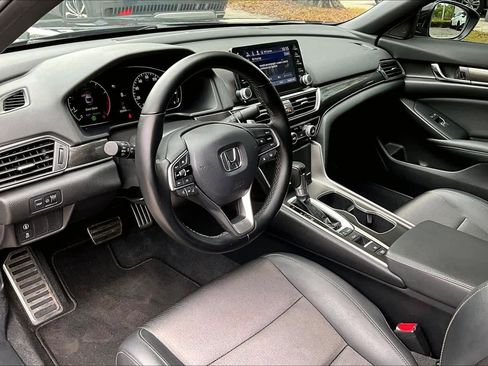 Used 2022 Honda Accord Sport image 17