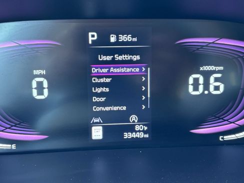 Used 2025 Kia Soul LX w/ LX Technology Package FWD image 35