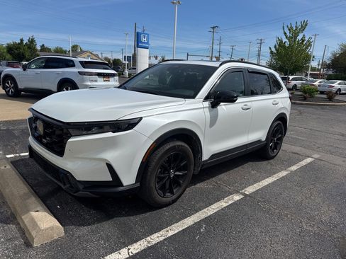 Used 2023 Honda CR-V Sport image 2