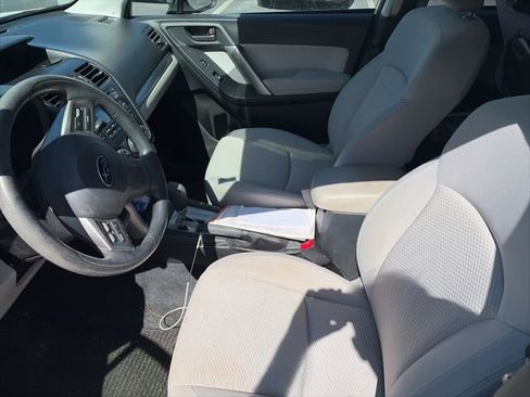 Used 2014 Subaru Forester 2.5i Premium w/ All-Weather Package AWD/4WD image 13