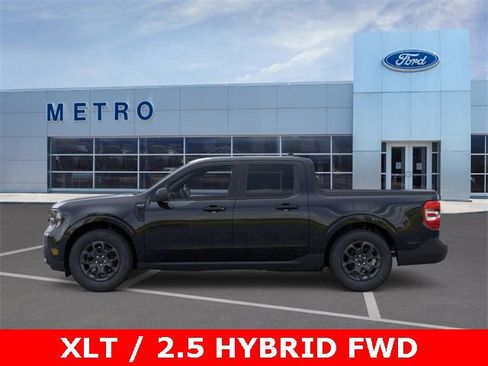 New 2025 Ford Maverick XLT image 4